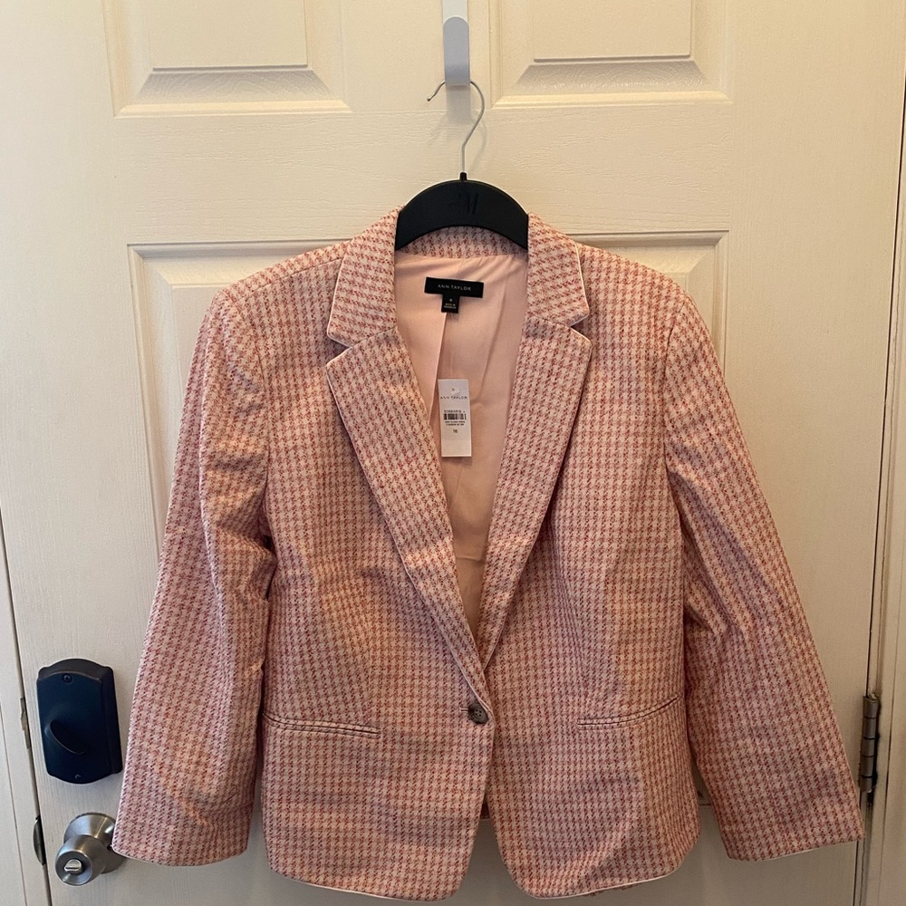 Ann Taylor Pink The Newbury Blazer in Houndstooth